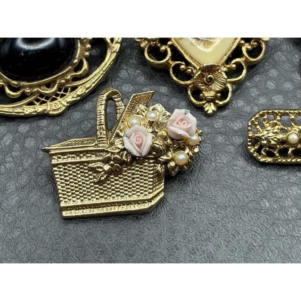 VTG Lot Of 5 Brooch Pin 3 1928 Brand Floral Heart Bow Basket Victorian Style